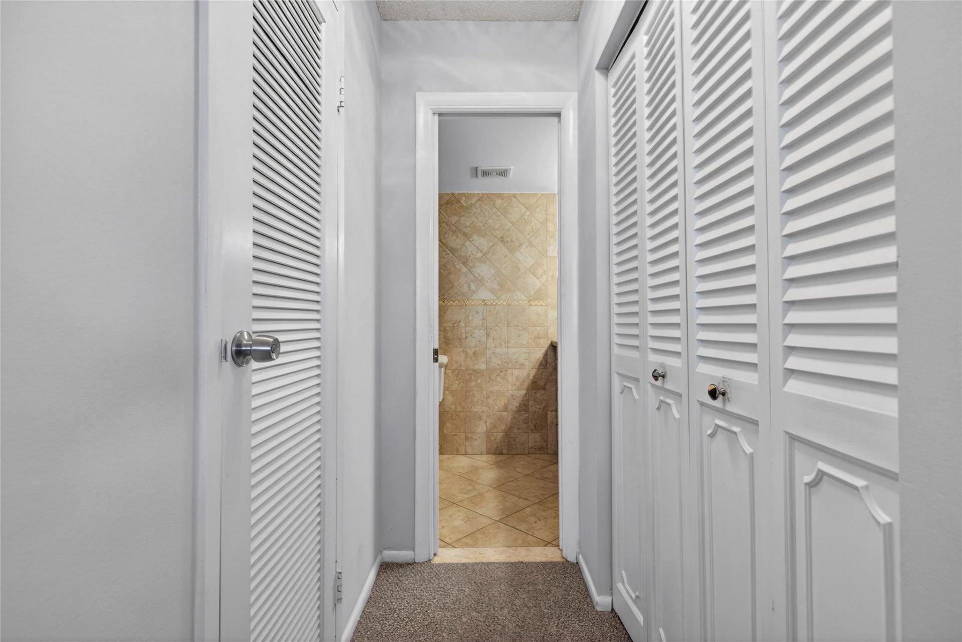 1160 N Federal Highway, Unit 522, Fort Lauderdale, FL 33304 Photo