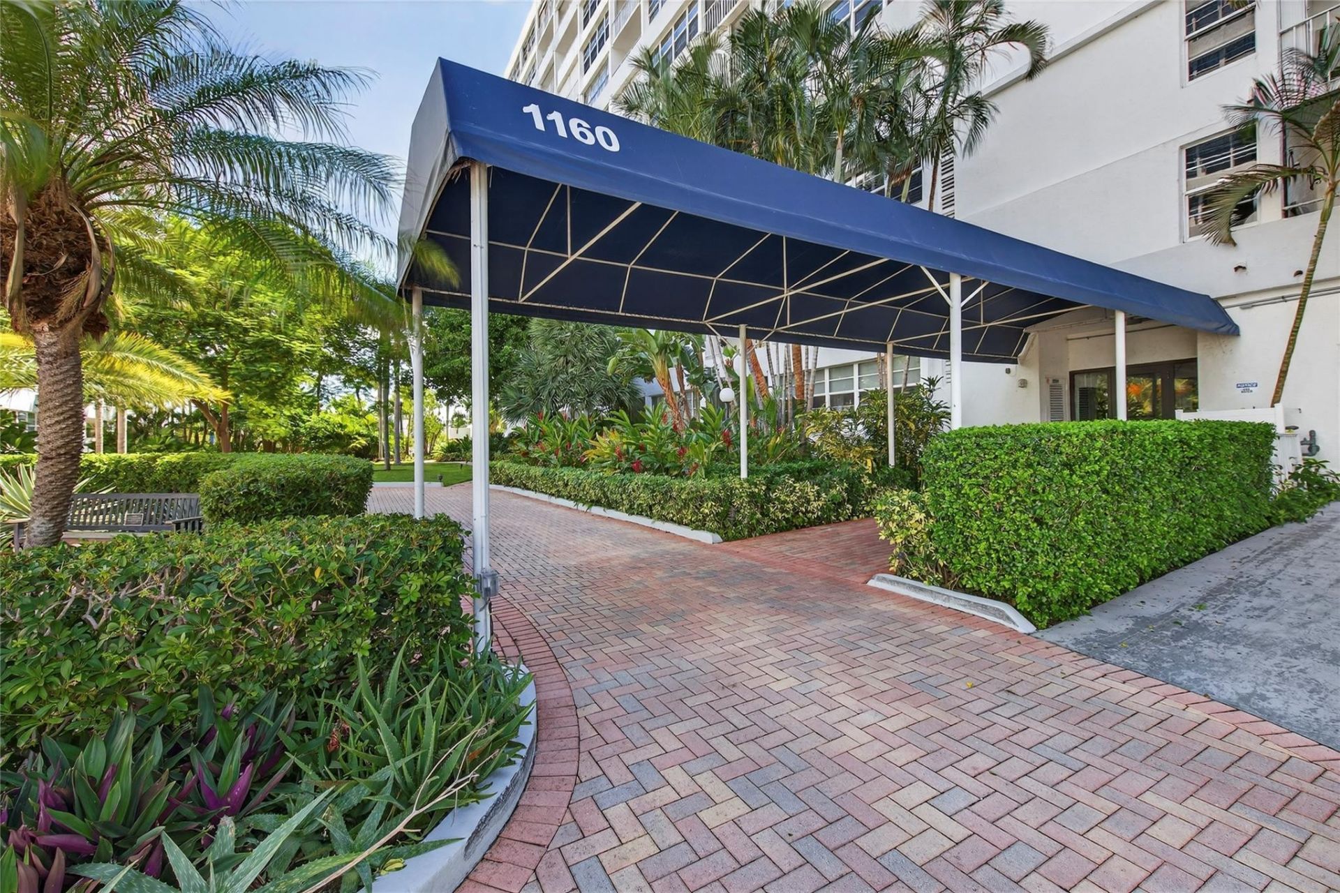 1160 N Federal Highway, Unit 522, Fort Lauderdale, FL 33304 Photo