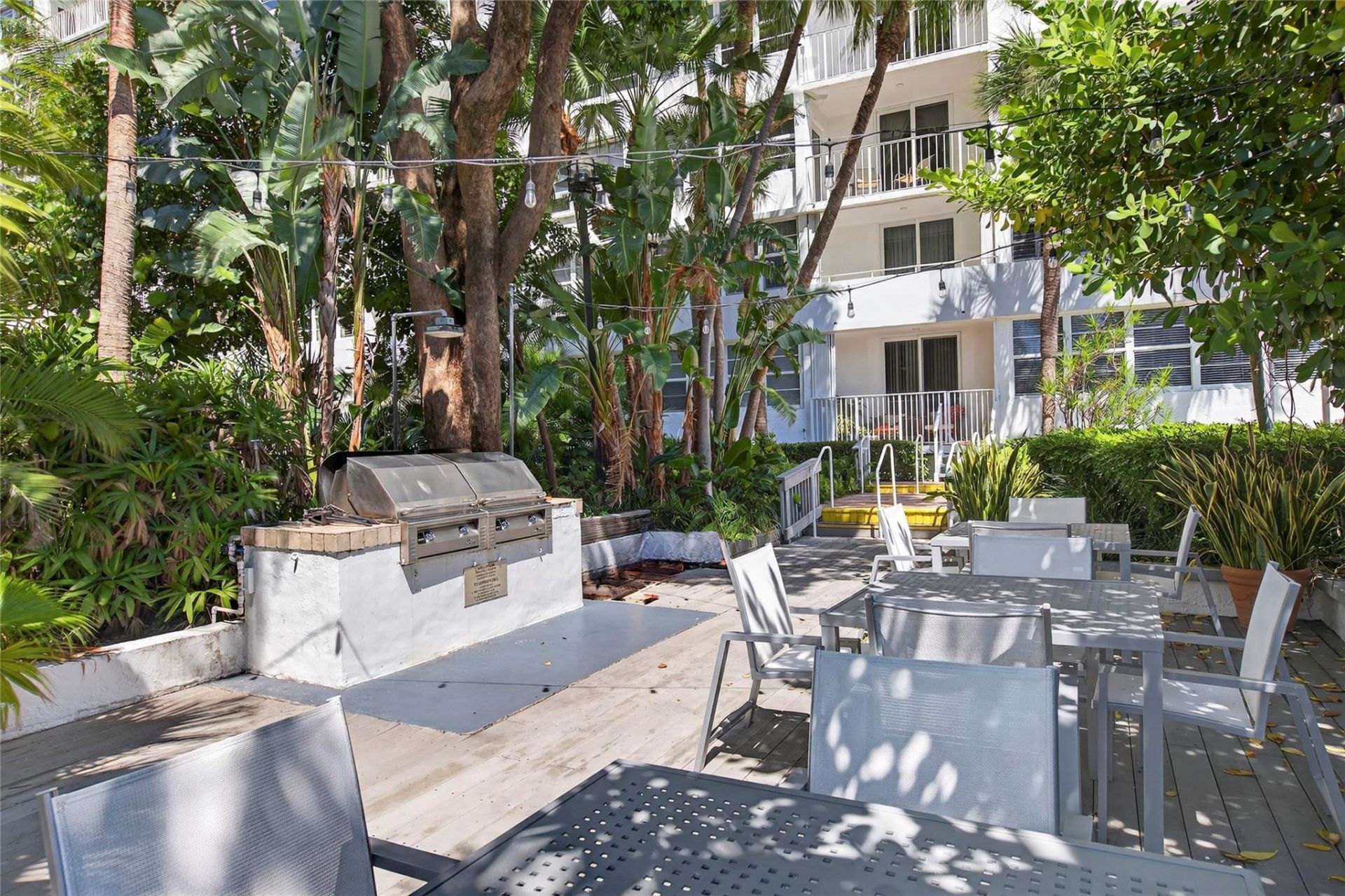 1160 N Federal Highway, Unit 522, Fort Lauderdale, FL 33304 Photo