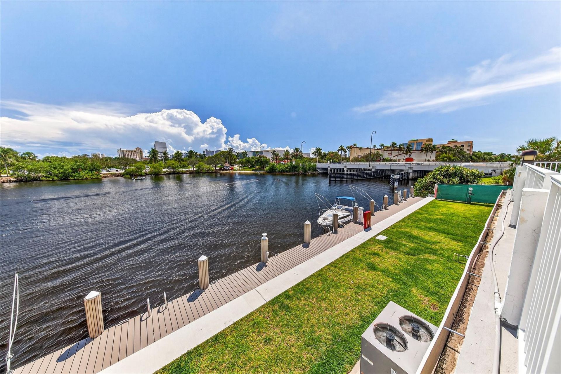 1160 N Federal Highway, Unit 522, Fort Lauderdale, FL 33304 Photo