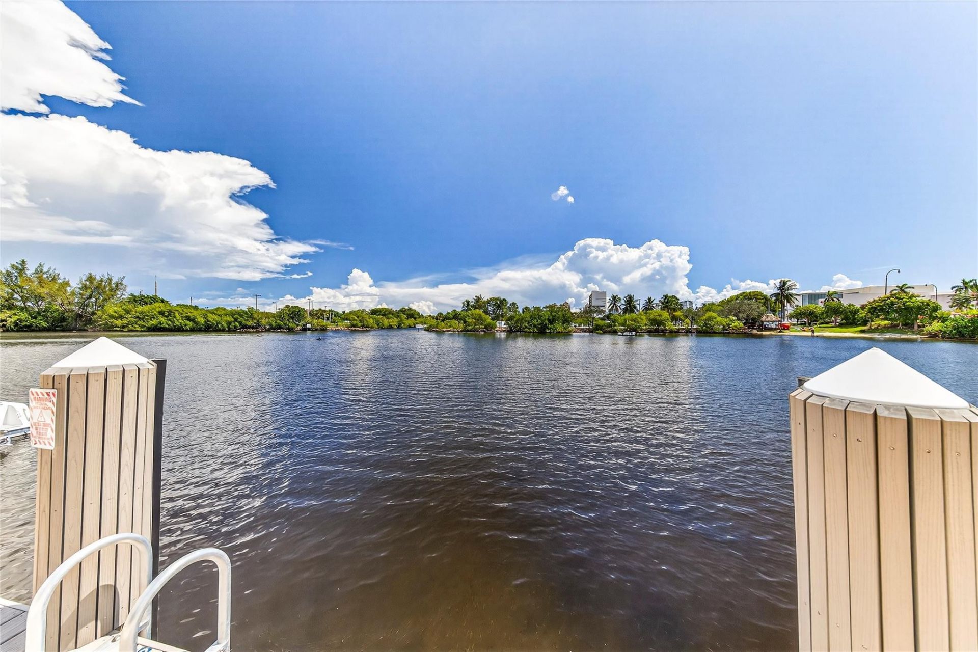 1160 N Federal Highway, Unit 522, Fort Lauderdale, FL 33304 Photo