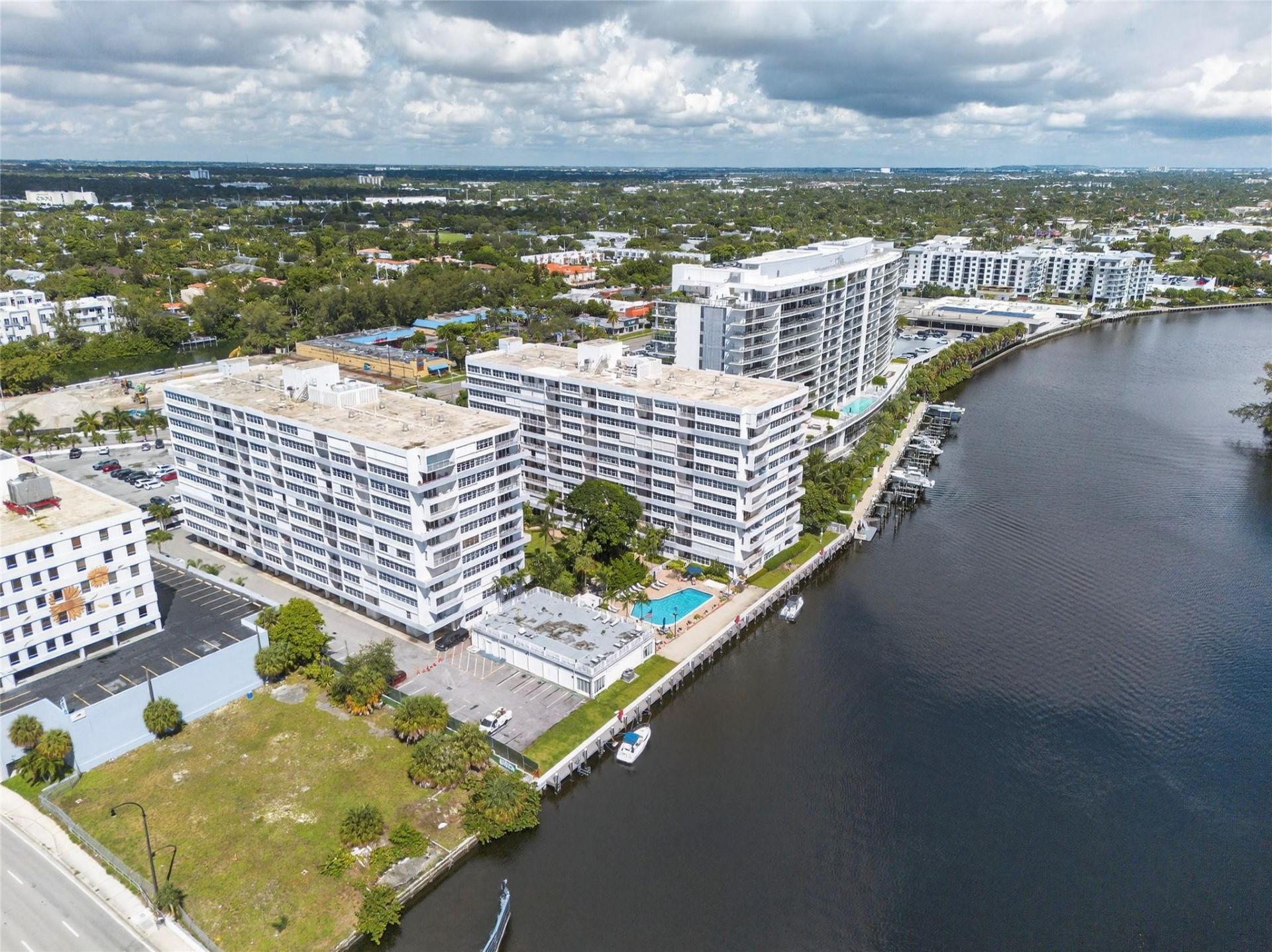 1160 N Federal Highway, Unit 522, Fort Lauderdale, FL 33304 Photo