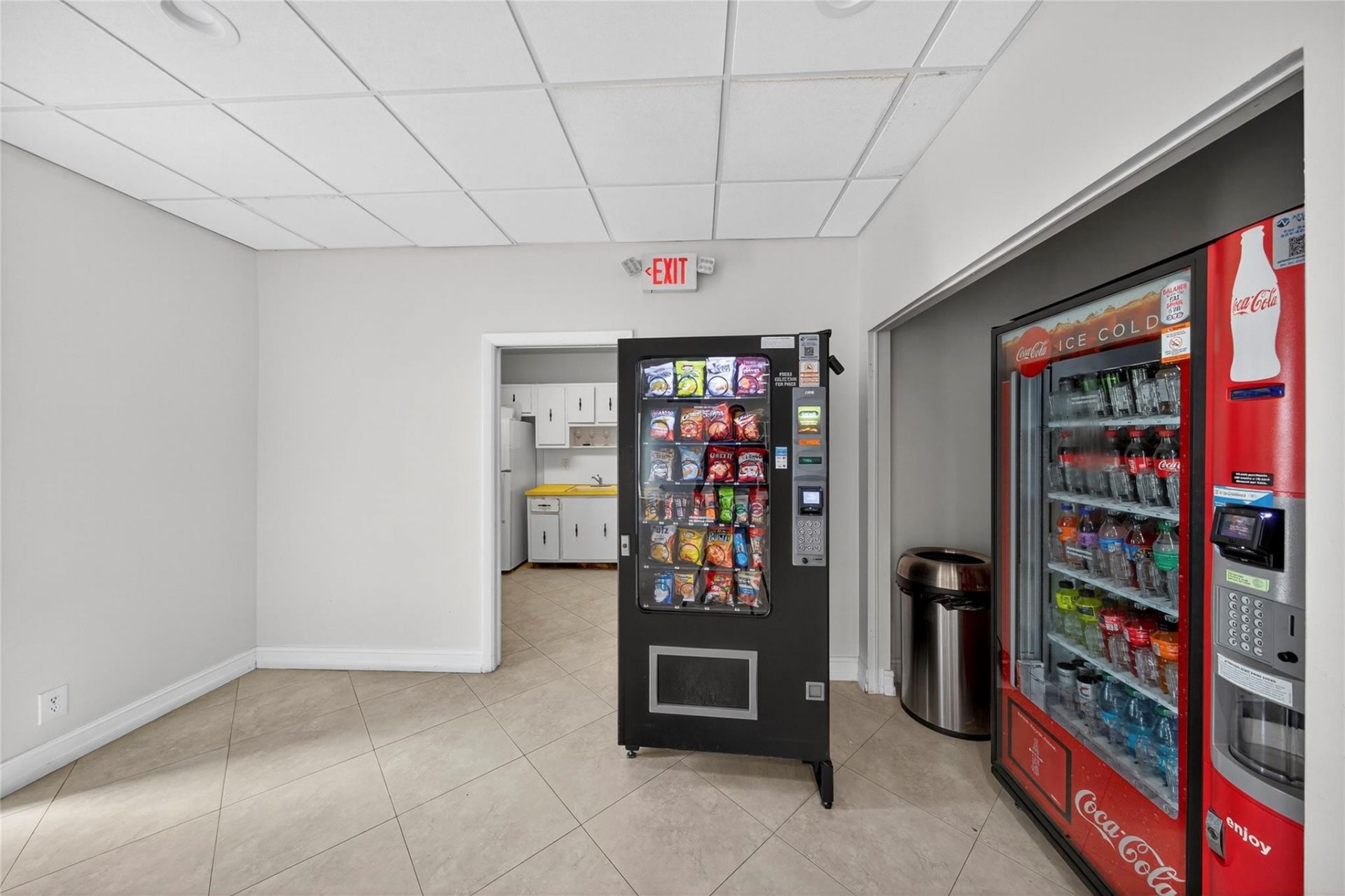 1160 N Federal Highway, Unit 522, Fort Lauderdale, FL 33304 Photo