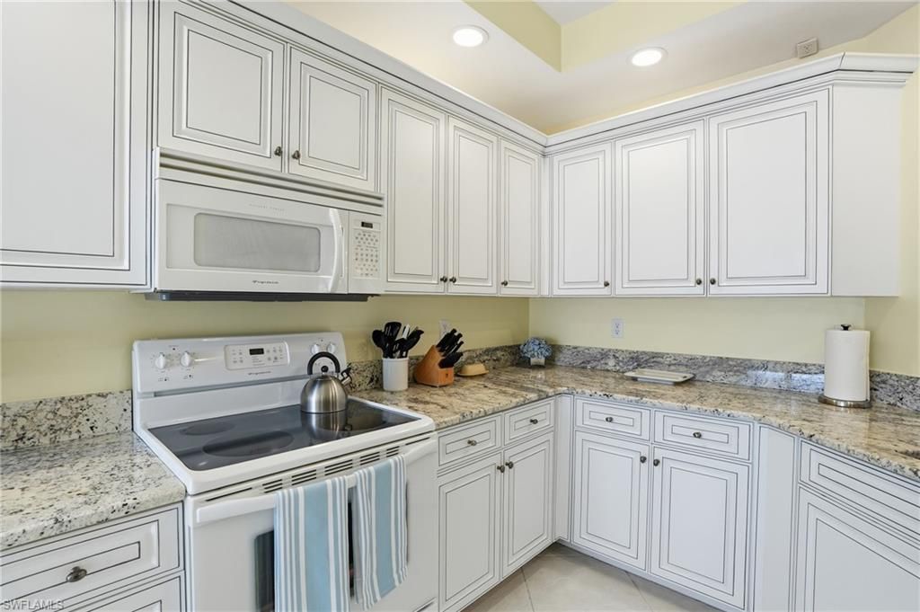 7048 Pelican Bay Blvd, Unit C302, Naples, FL 34108 Photo