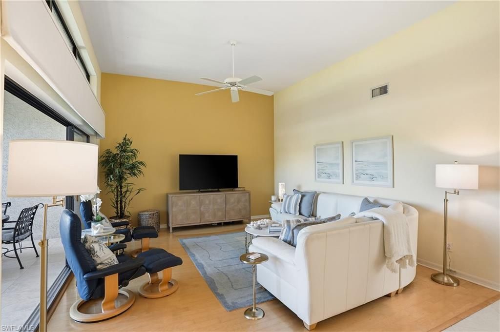 7048 Pelican Bay Blvd, Unit C302, Naples, FL 34108 Photo
