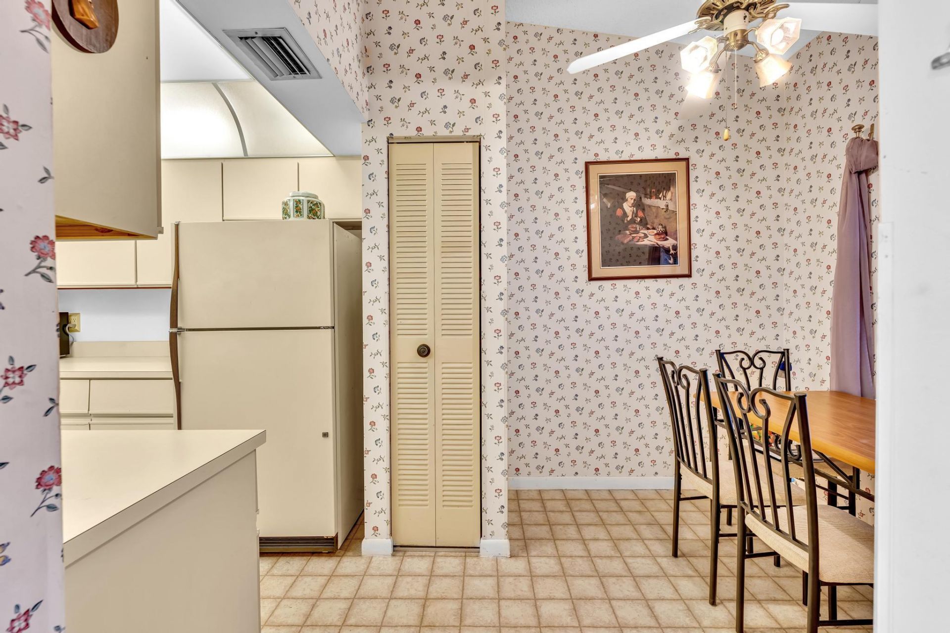 3529 Englewood Drive, Unit 321, Lake Worth, FL 33467 Photo