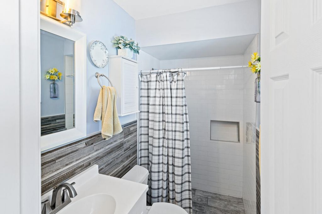 397 NE Jonquil Street, Port Saint Lucie, FL 34983 Photo