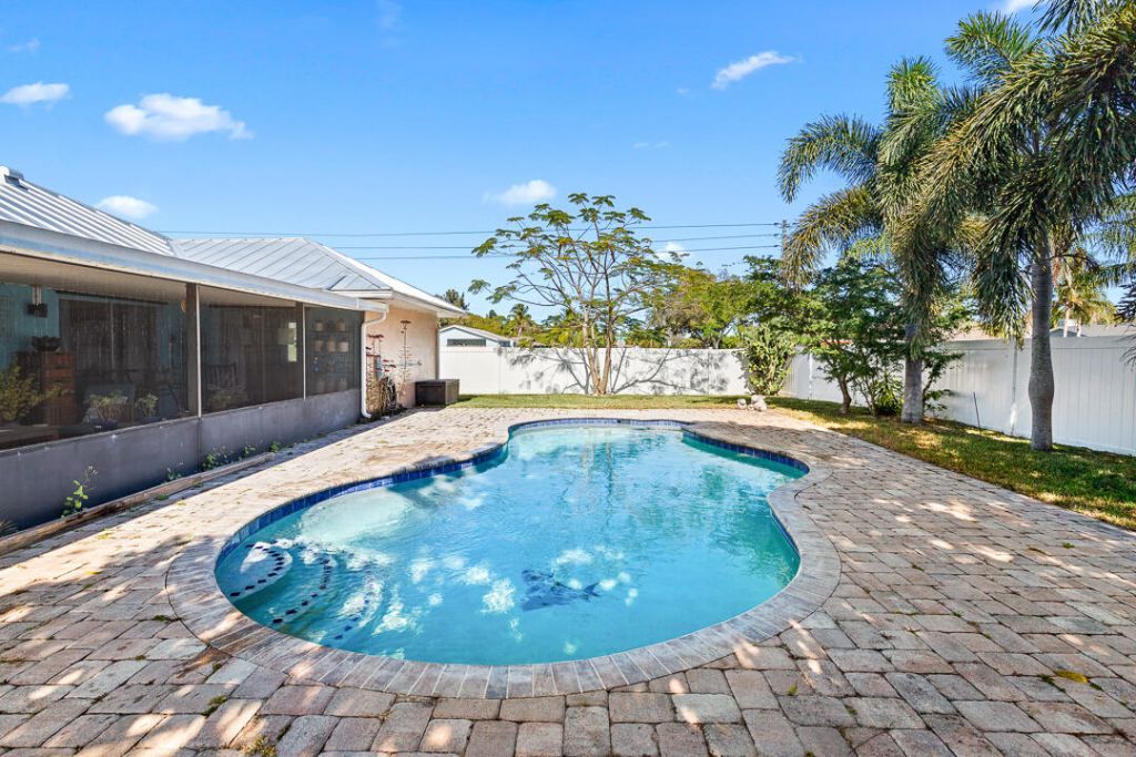 397 NE Jonquil Street, Port Saint Lucie, FL 34983 Photo