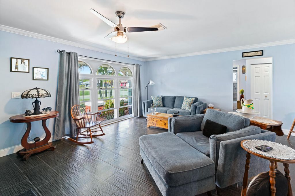 397 NE Jonquil Street, Port Saint Lucie, FL 34983 Photo