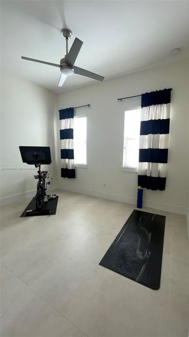 918 NE 17th Way, Fort Lauderdale, FL 33304 Photo