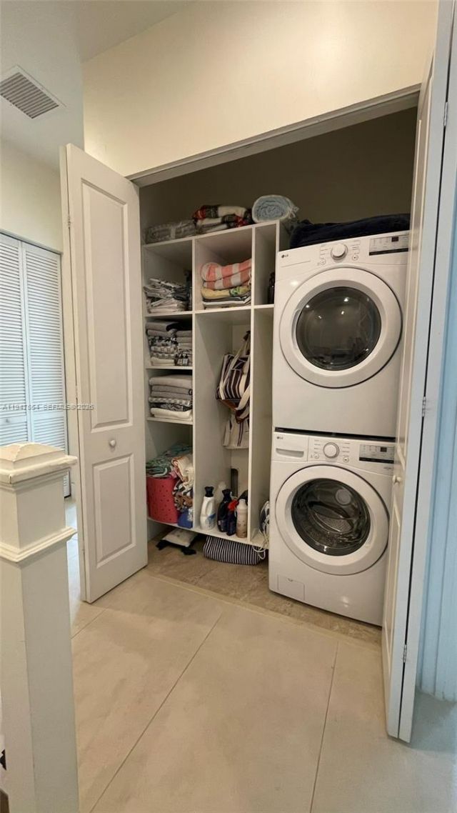 918 NE 17th Way, Fort Lauderdale, FL 33304 Photo