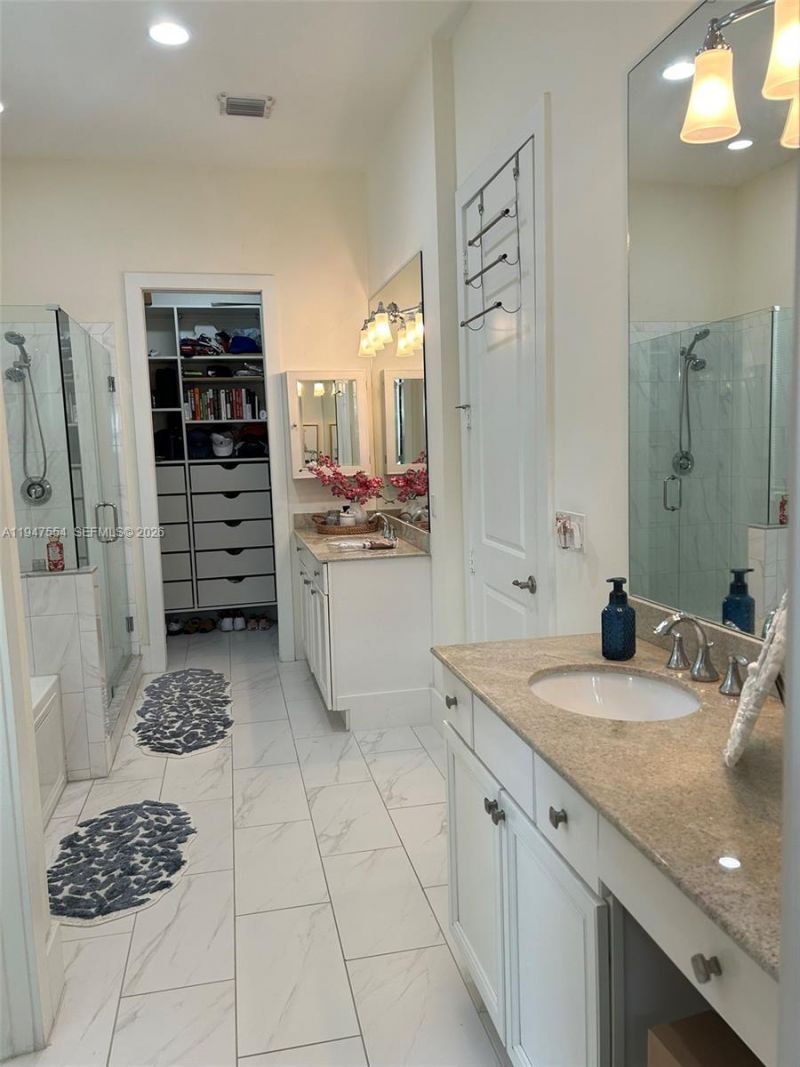 918 NE 17th Way, Fort Lauderdale, FL 33304 Photo