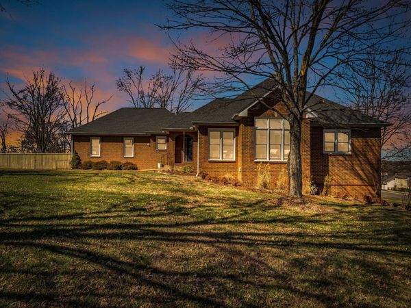 467 Jones Ln, Hendersonville, TN 37075