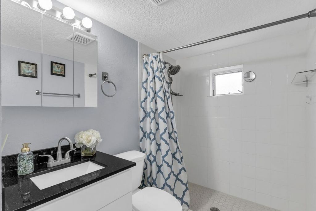 6350 SW 32 Street, Miami, FL 33155 Photo