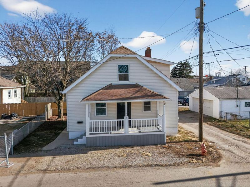 378 Hawkes Avenue, Columbus, OH 43223 Photo 2