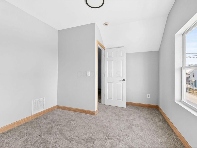 378 Hawkes Avenue, Columbus, OH 43223 Photo 35