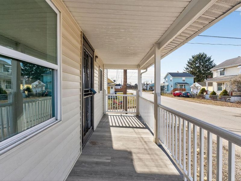 378 Hawkes Avenue, Columbus, OH 43223 Photo 7