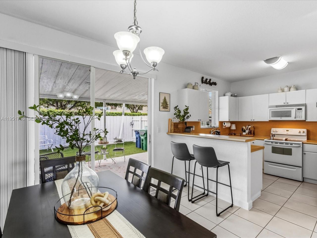 7377 NW 174th Ter, Unit 105, Hialeah, FL 33015 Photo