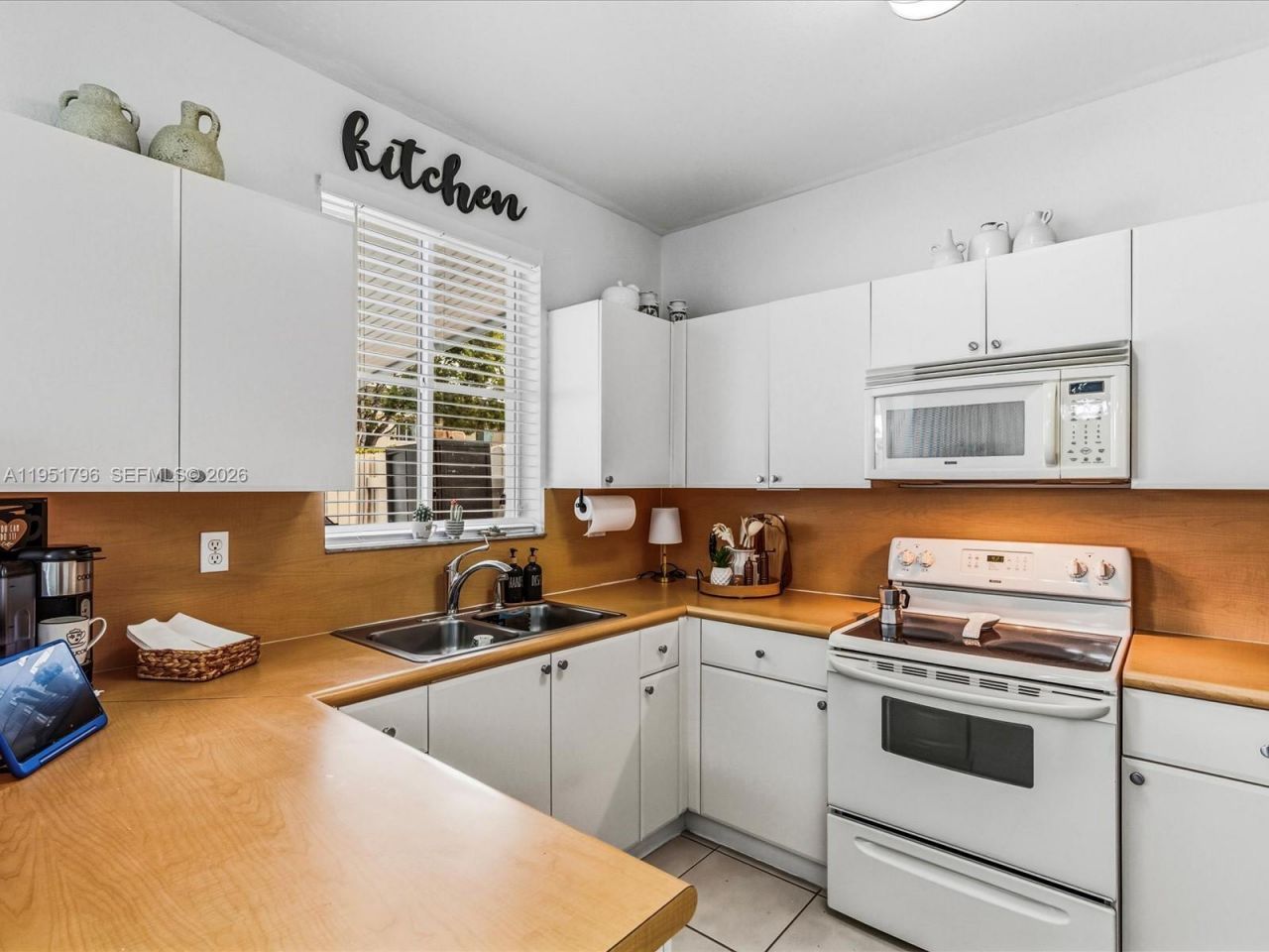 7377 NW 174th Ter, Unit 105, Hialeah, FL 33015 Photo