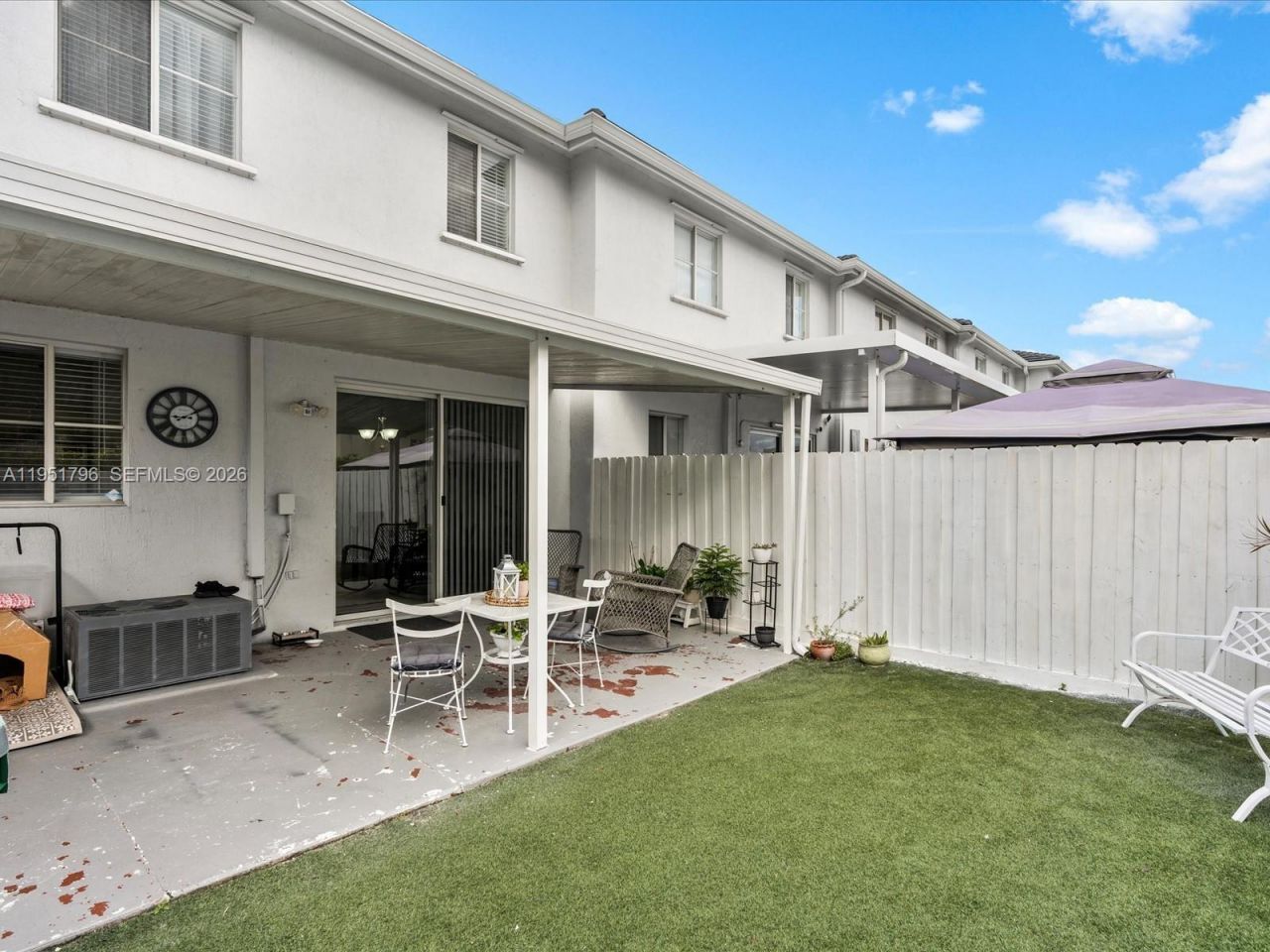 7377 NW 174th Ter, Unit 105, Hialeah, FL 33015 Photo