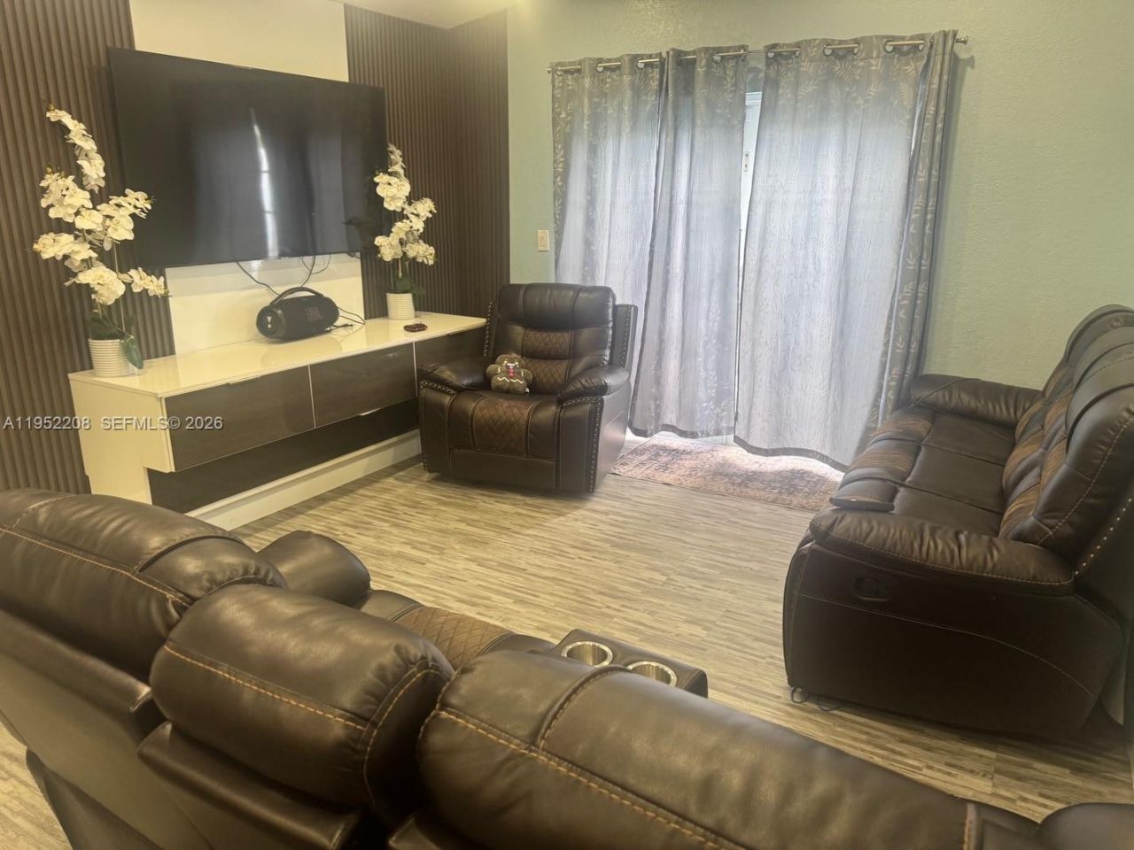 19700 NW 6th Pl , Miami Gardens, FL 33169 Photo