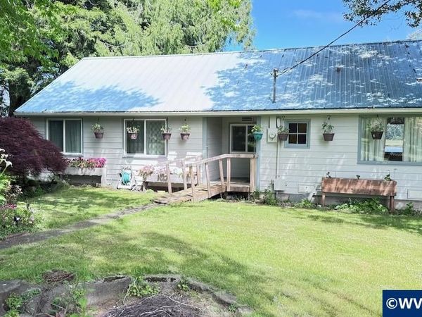 2032 SE Garden Way, Waldport, OR 97394