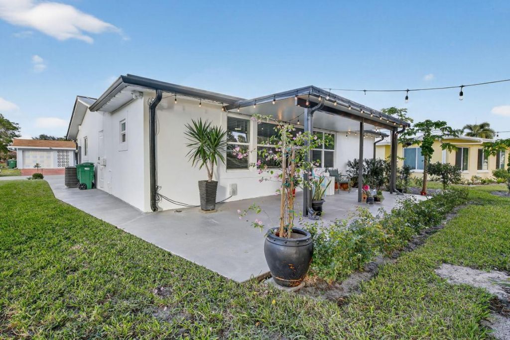 4400 NW 45th Court, Tamarac, FL 33319 Photo