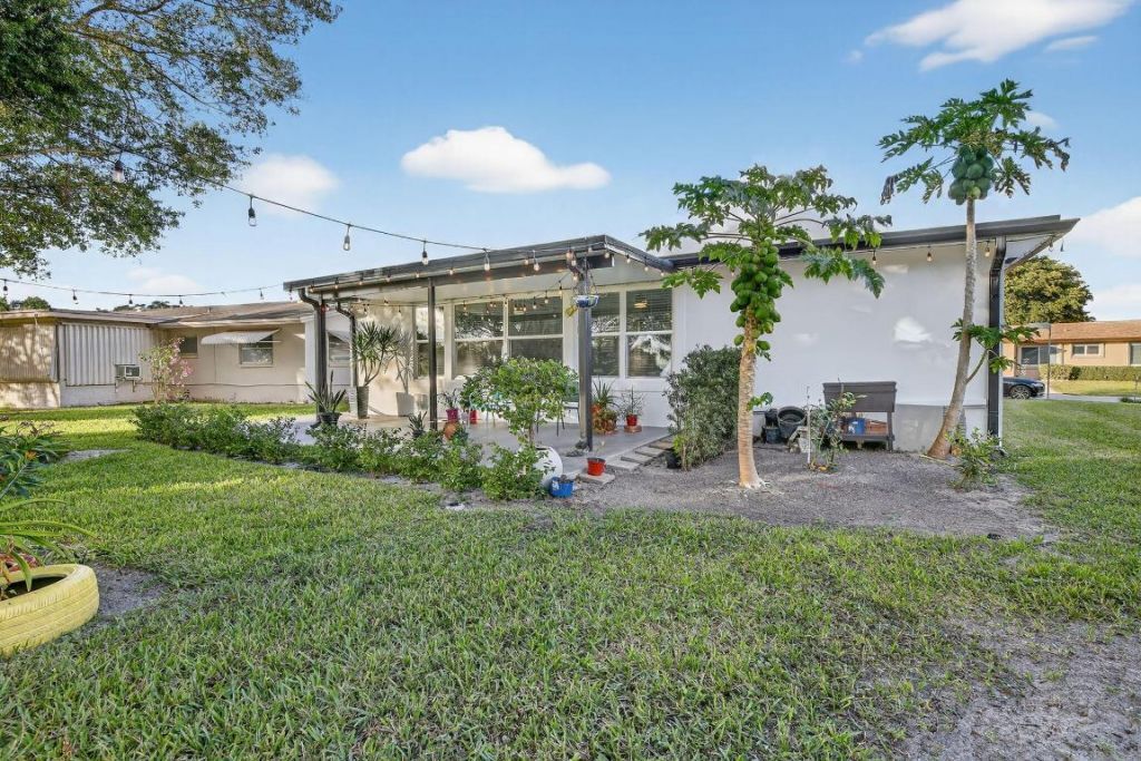 4400 NW 45th Court, Tamarac, FL 33319 Photo