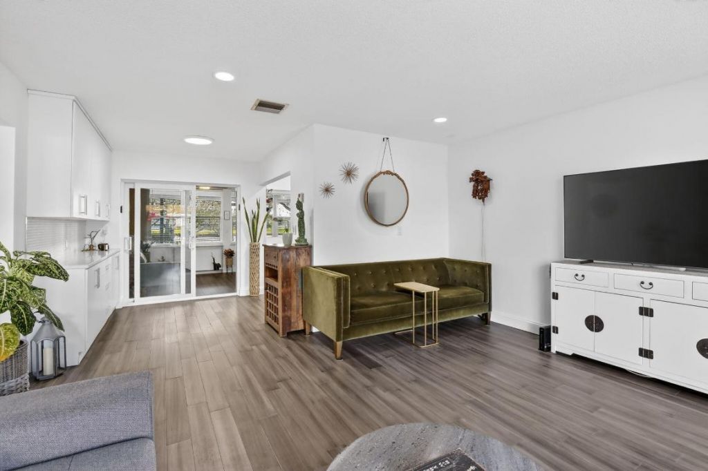 4400 NW 45th Court, Tamarac, FL 33319 Photo