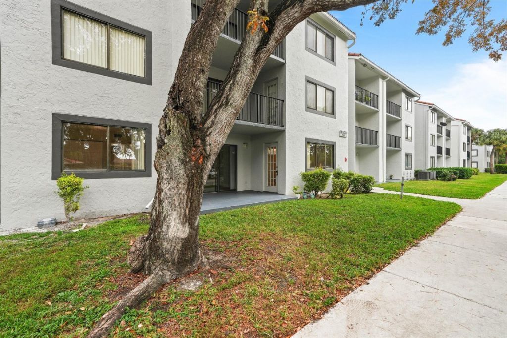 9166 W Atlantic Boulevard, Unit 1616, Coral Springs, FL 33071 Photo