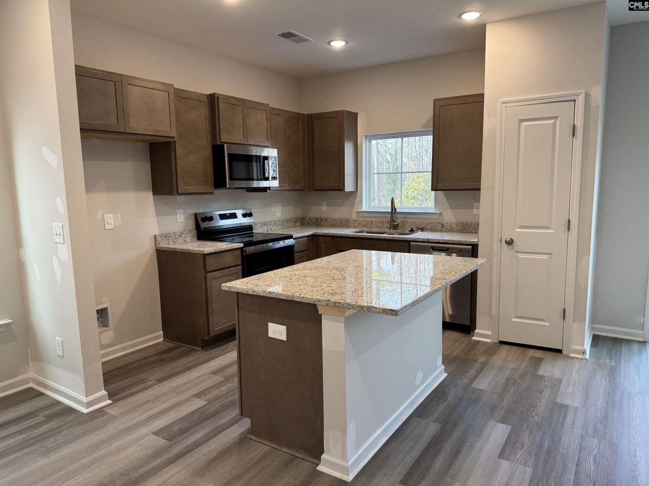 2050 Armada Road Photo 4