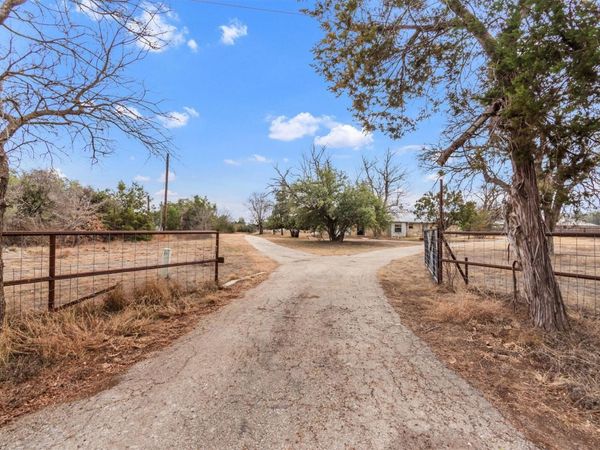 501 County Road 176 RD, Georgetown, TX 78628