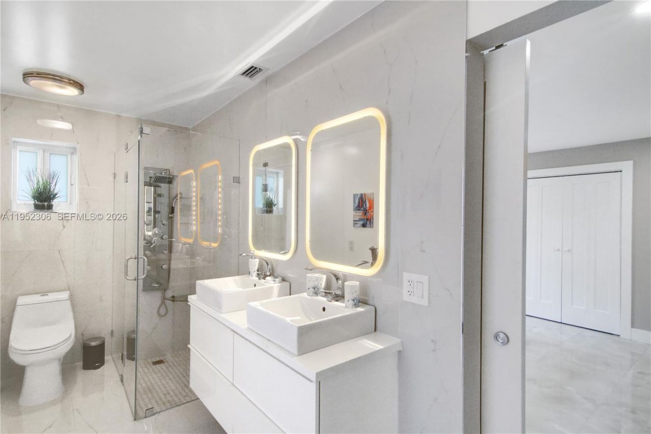 1245 Garfield St, Hollywood, FL 33019 Photo