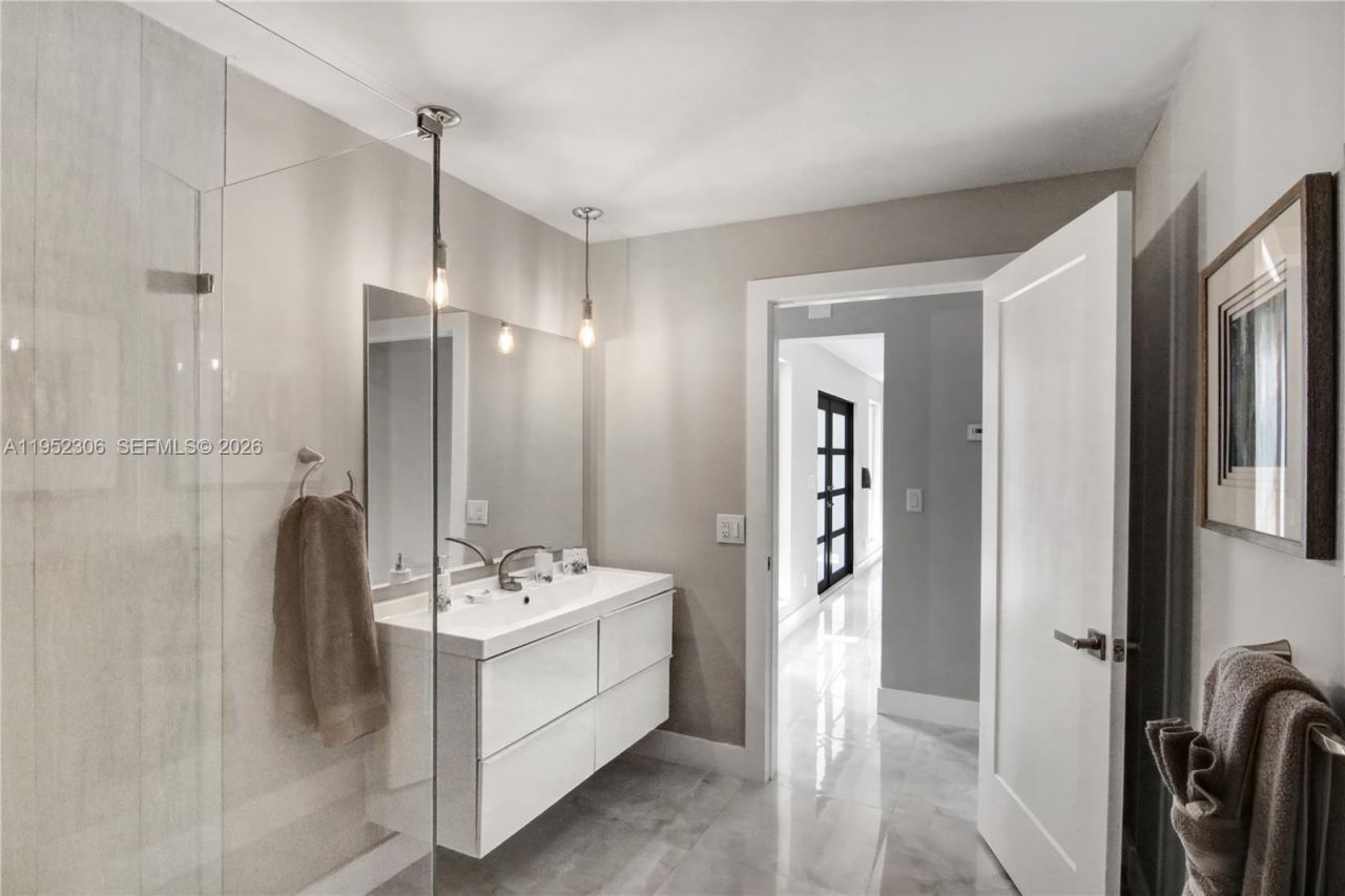 1245 Garfield St, Hollywood, FL 33019 Photo