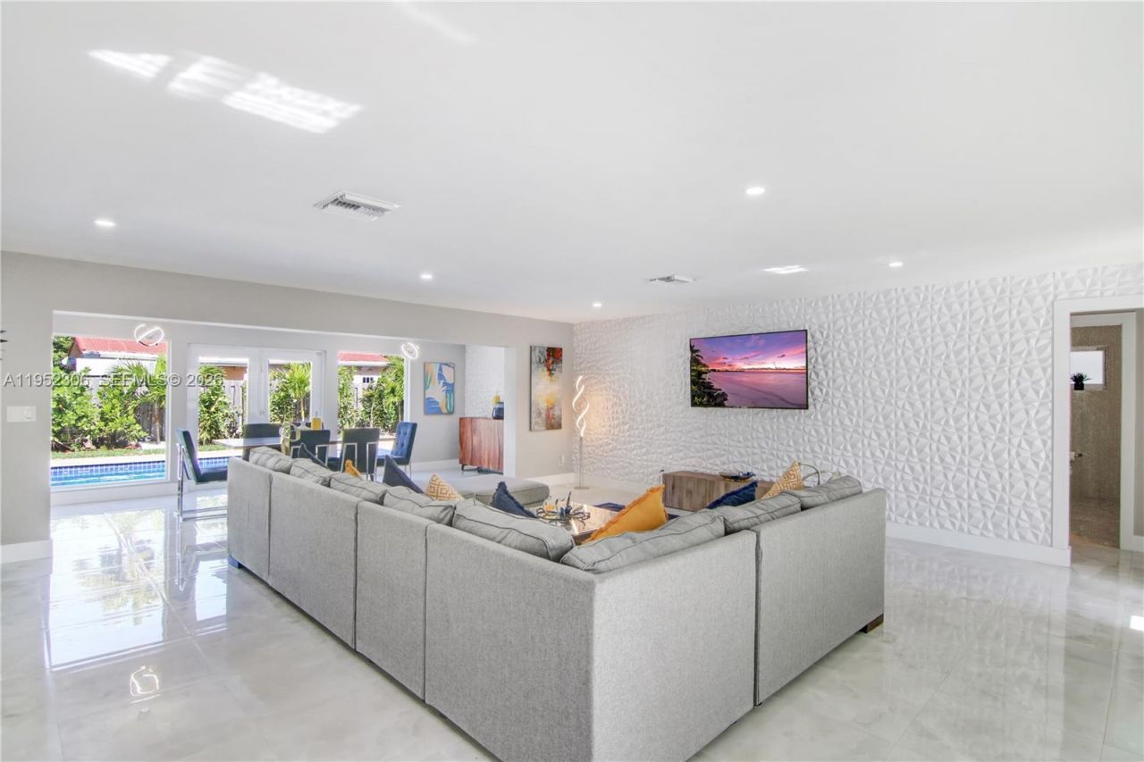 1245 Garfield St, Hollywood, FL 33019 Photo