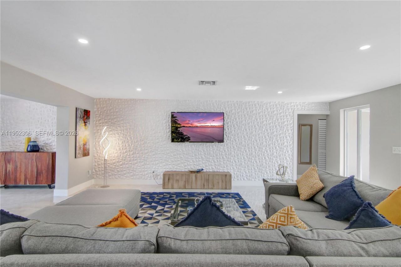 1245 Garfield St, Hollywood, FL 33019 Photo