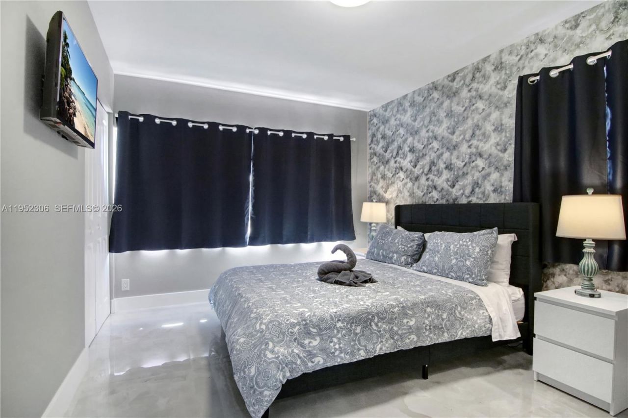 1245 Garfield St, Hollywood, FL 33019 Photo