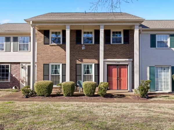 8300 Sawyer Brown Rd, Unit L303, Nashville, TN 37221