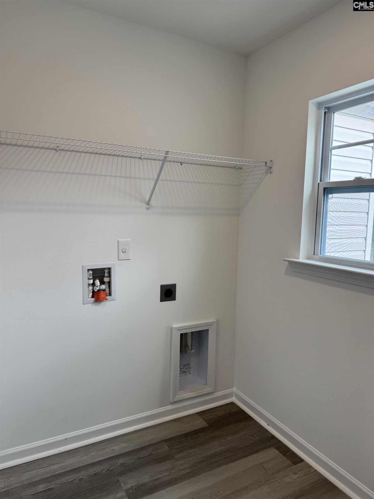 2042 Armada Road Photo 17