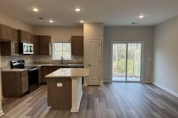 2042 Armada Road photo 4