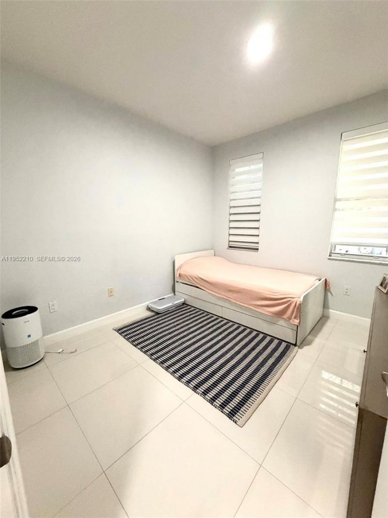 10780 NW 74th Ln, Doral, FL 33178 Photo