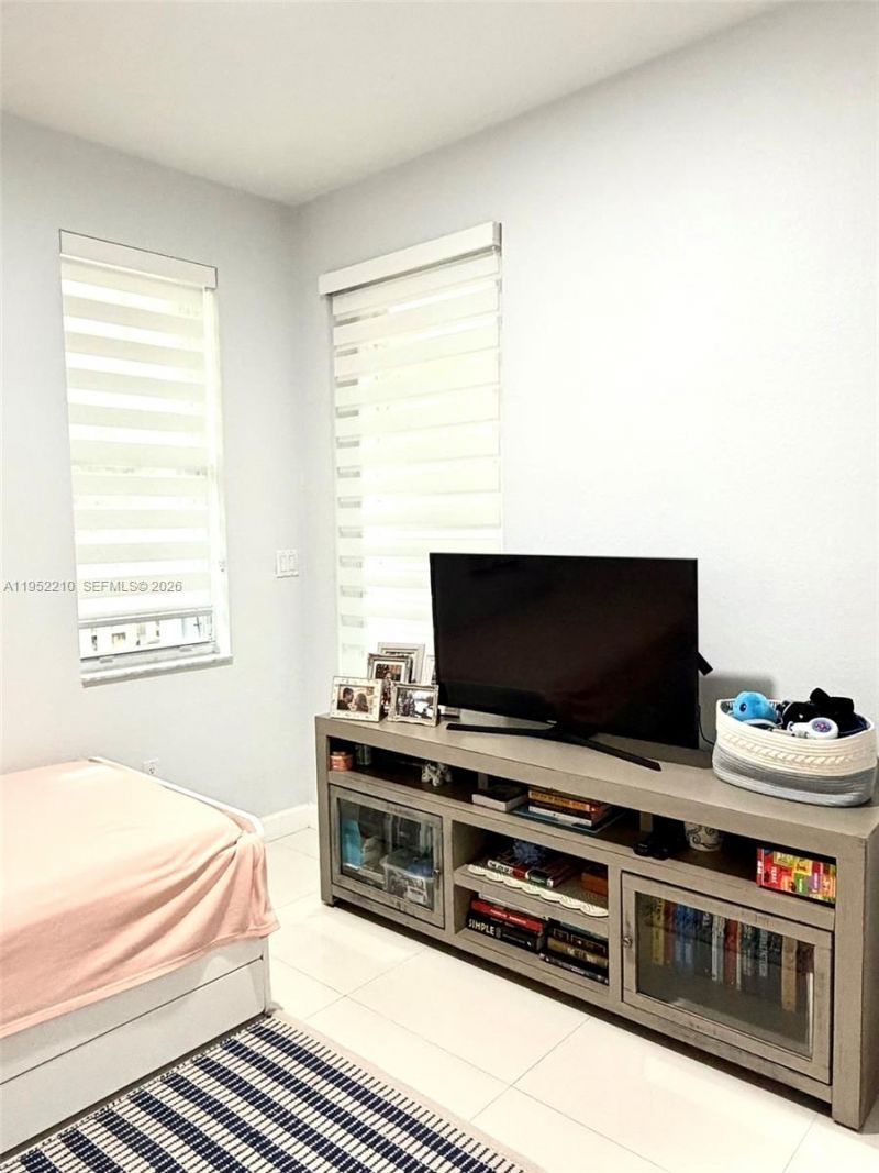 10780 NW 74th Ln, Doral, FL 33178 Photo