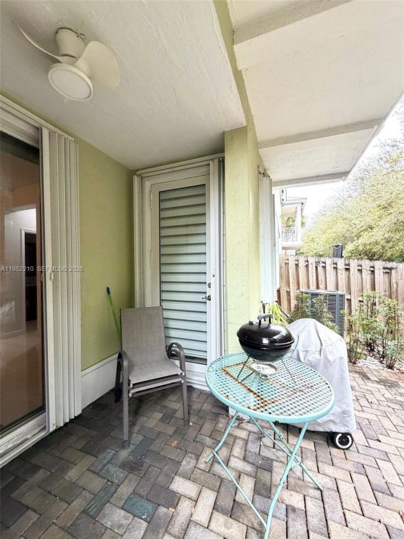 10780 NW 74th Ln, Doral, FL 33178 Photo