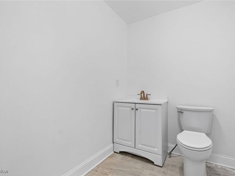 2411 Garden Avenue, Cleveland, OH 44109 Photo 14