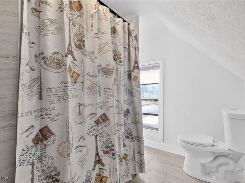 2411 Garden Avenue, Cleveland, OH 44109 Photo 25