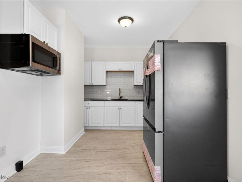 2411 Garden Avenue, Cleveland, OH 44109 Photo 6