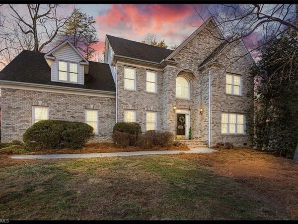 3101 Lodge Drive , Jamestown, NC 27282