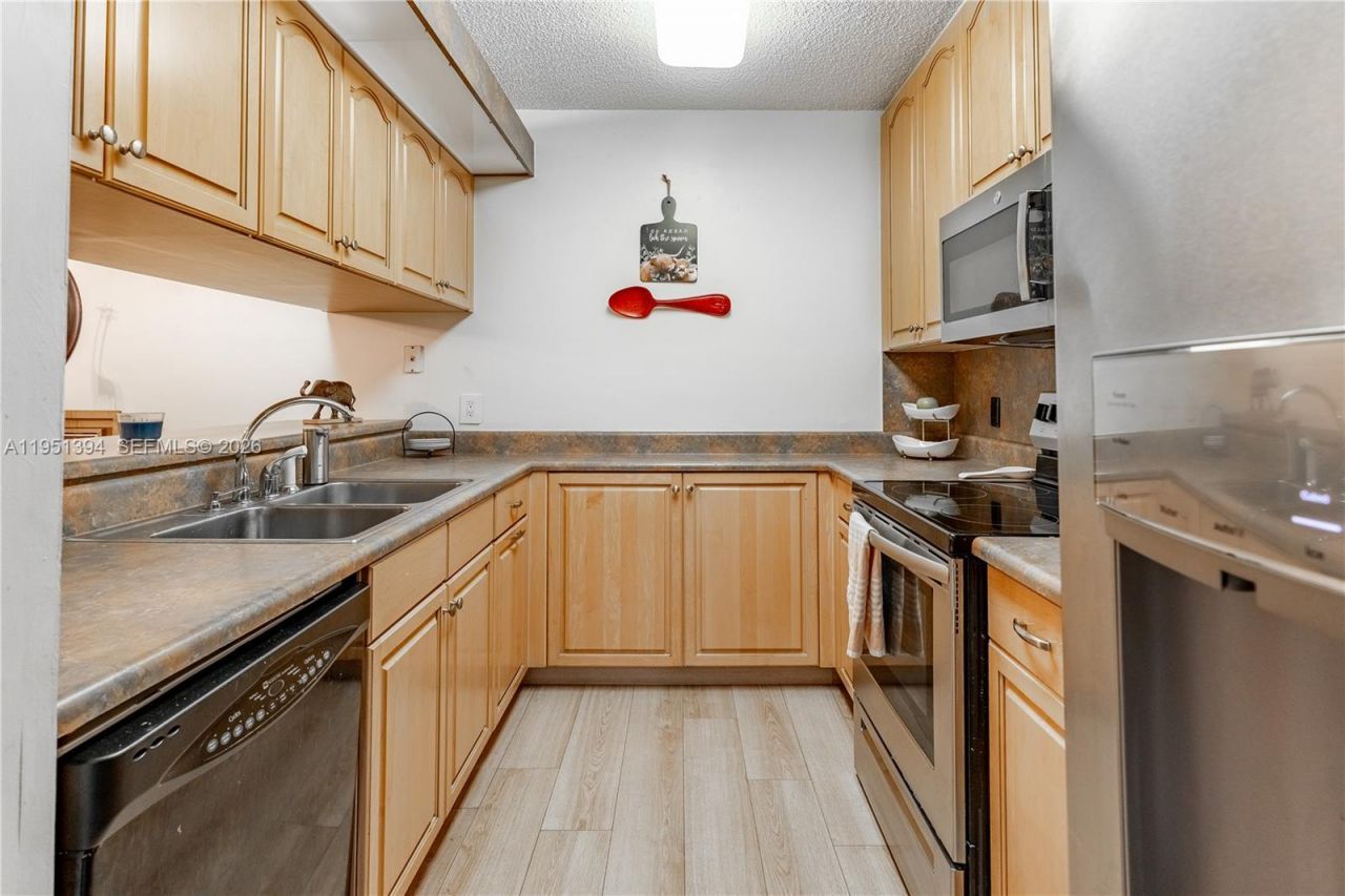 9135 SW 20th Pl, Unit D, Davie, FL 33324 Photo