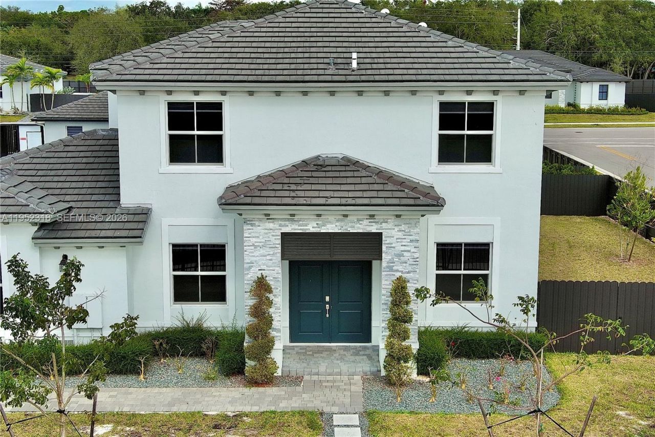 16925 SW 289th Ter, Homestead, FL 33030 Photo