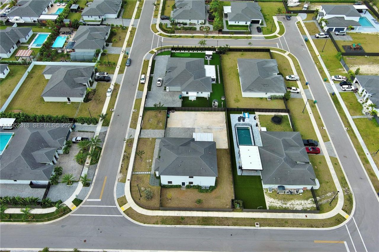 16925 SW 289th Ter, Homestead, FL 33030 Photo